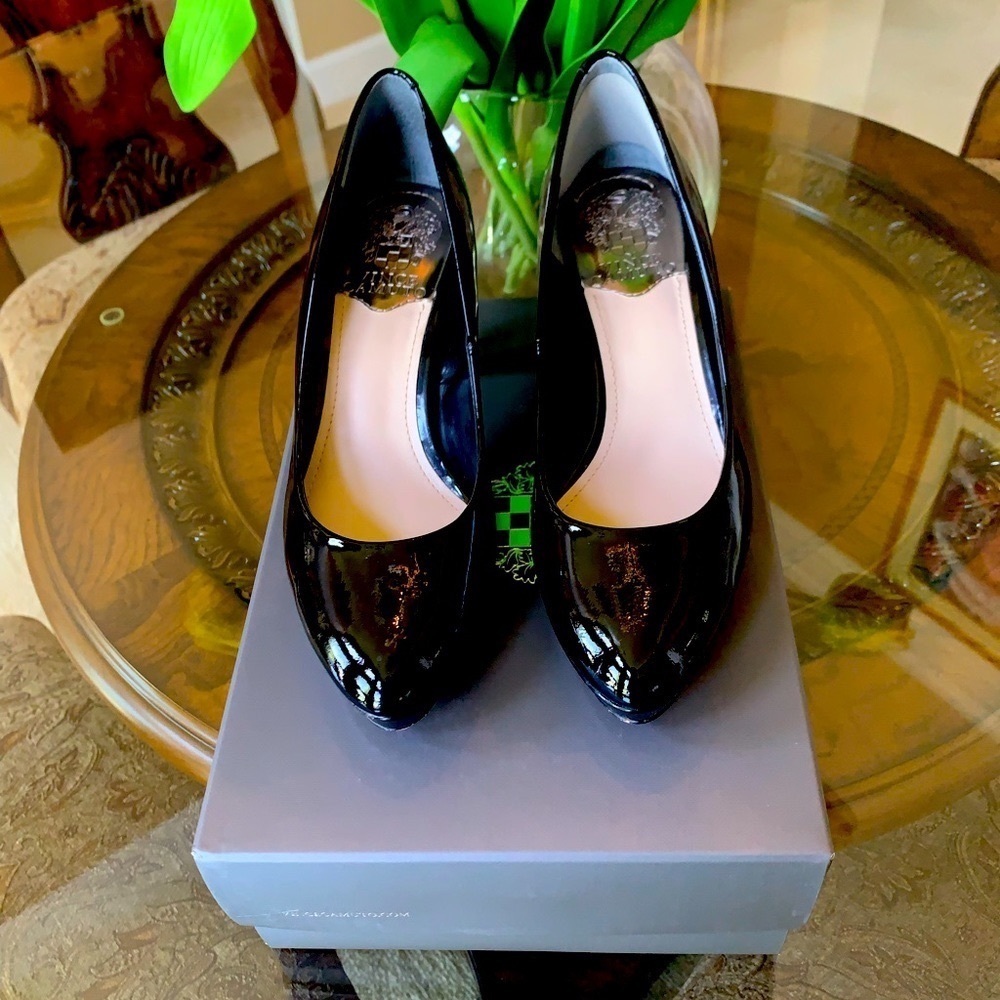 Black patent pumps